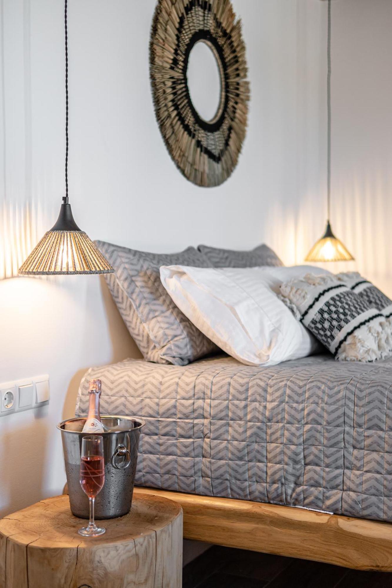 Naxos Finest Hotel & Villas Naxos City Екстер'єр фото