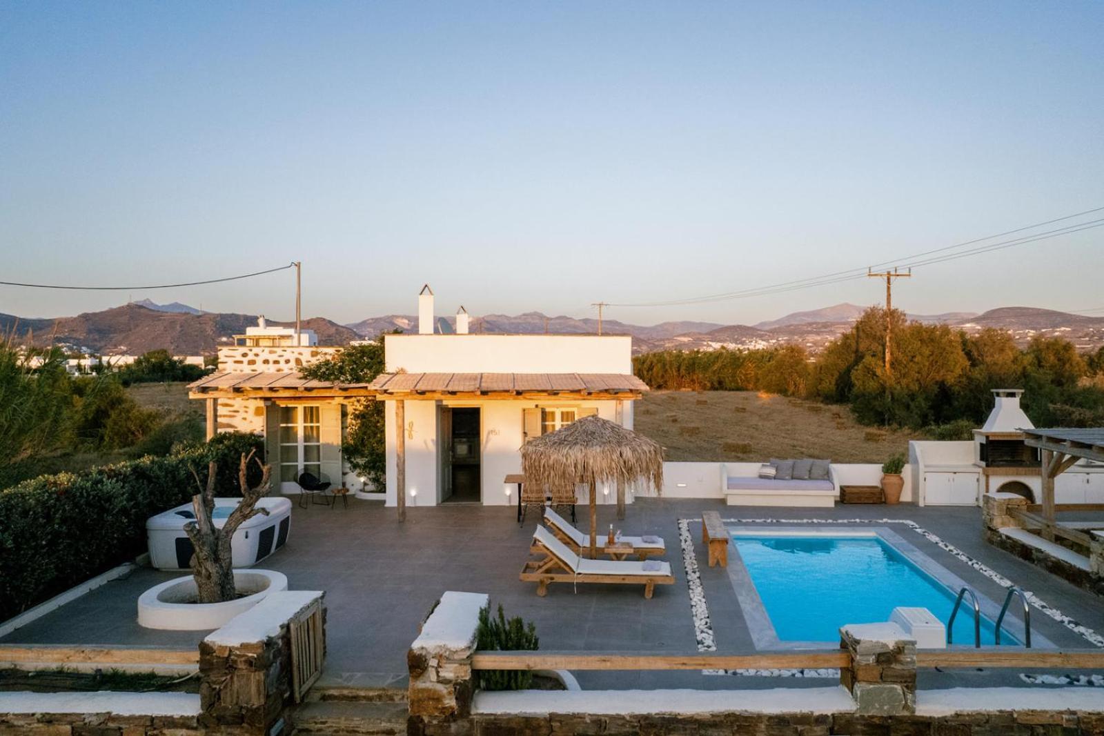Naxos Finest Hotel & Villas Naxos City Екстер'єр фото